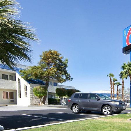 Motel 6-North Palm Springs, Ca - North Екстер'єр фото