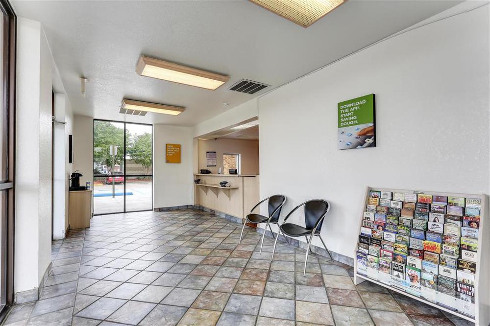 Motel 6-North Palm Springs, Ca - North Інтер'єр фото