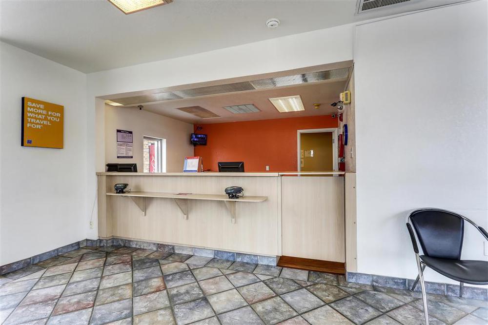 Motel 6-North Palm Springs, Ca - North Інтер'єр фото