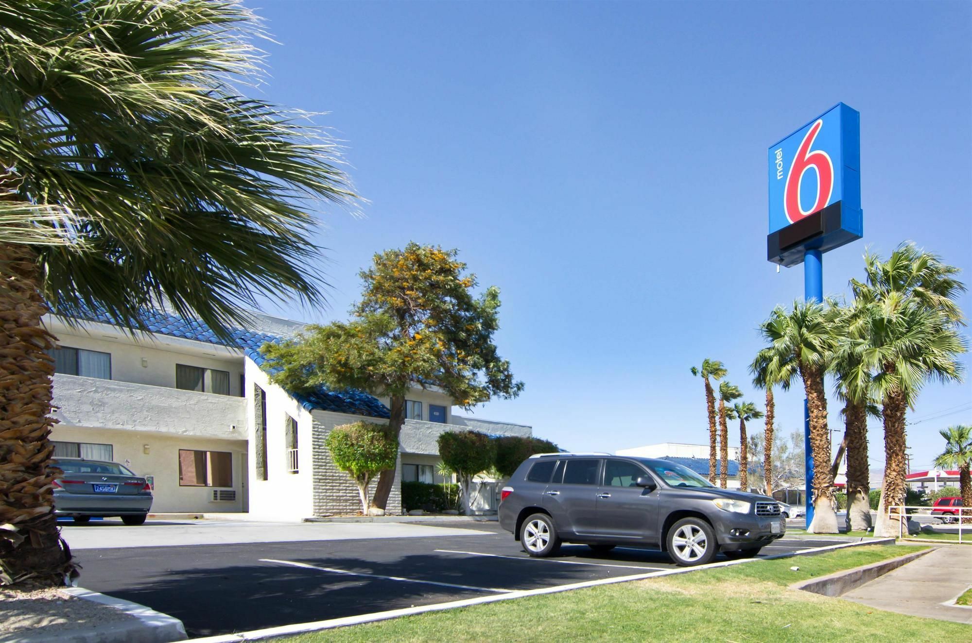 Motel 6-North Palm Springs, Ca - North Екстер'єр фото