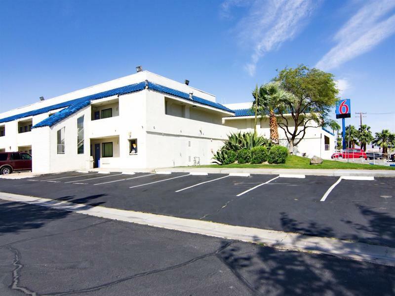Motel 6-North Palm Springs, Ca - North Екстер'єр фото